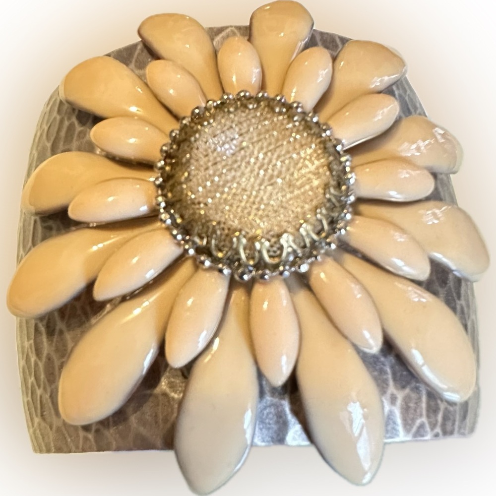 #39 OLLIPOP USA Vintage Bracelet Enamel Flower Cuff Bracelet
